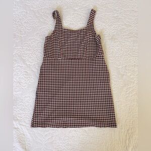 Houndstooth dress with pockets